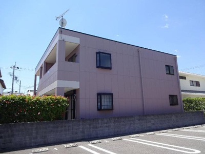 【外観】 | メゾンコンフォール | 外観写真（昼）