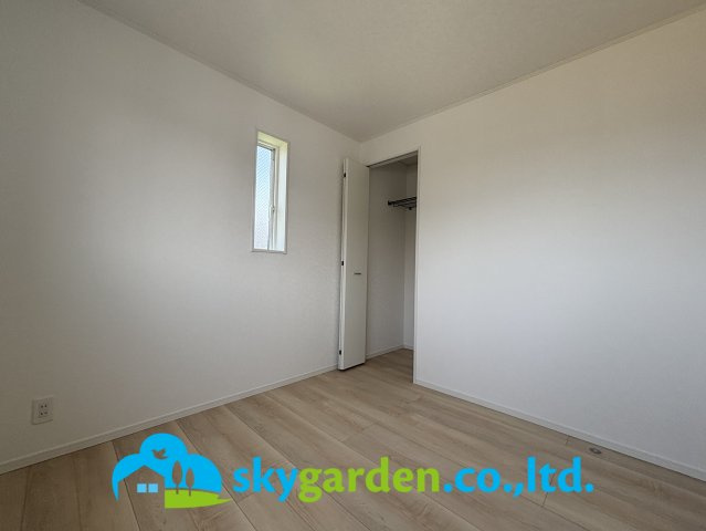 平塚市寺田縄第16　新築戸建　全3棟3号棟の洋室