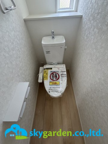 平塚市寺田縄第16　新築戸建　全3棟3号棟のトイレ