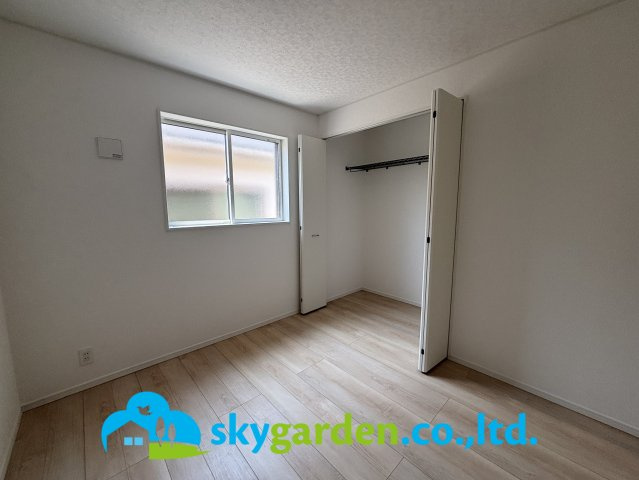 平塚市寺田縄第16　新築戸建　全3棟3号棟の洋室