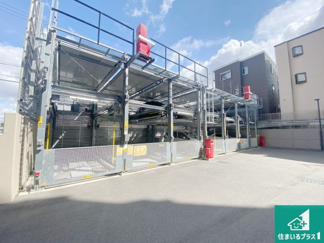 グランクラッセ上野芝向ケ丘の駐車場|共有部【現地写真】