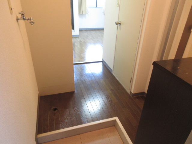 【設備】 | ルミエール1号館 | 室内洗濯機置場