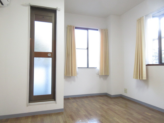 【洋室】 | ルミエール1号館