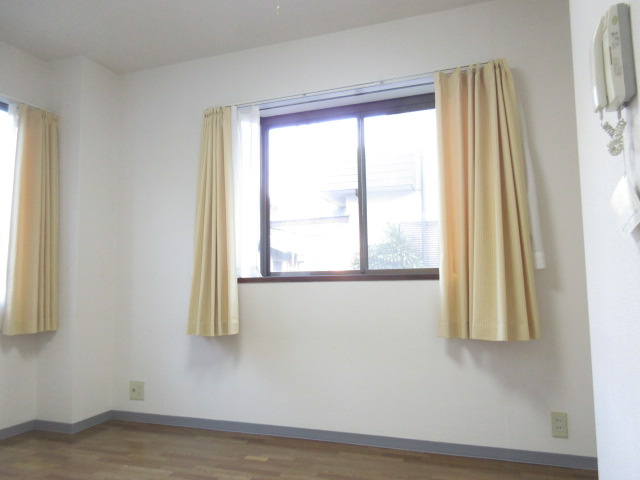 【洋室】 | ルミエール1号館