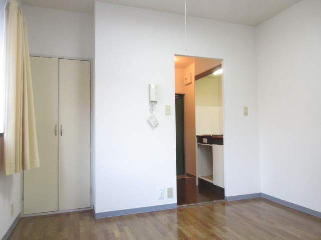 【洋室】 | ルミエール1号館