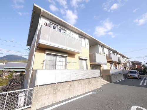 熊本市西区戸坂町のアパートの外観