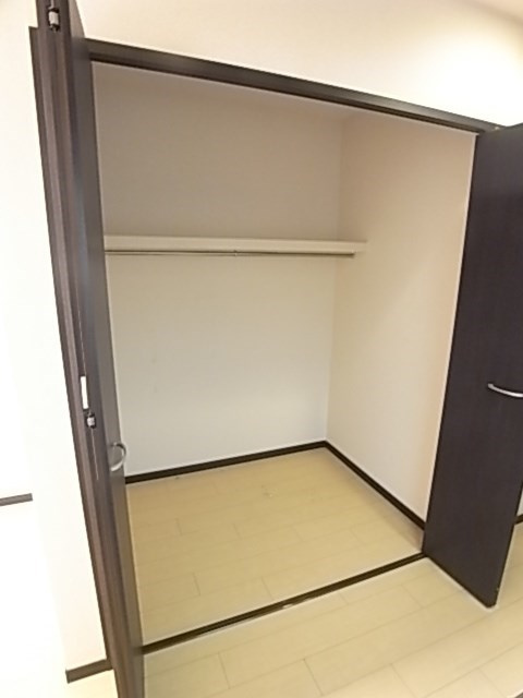 フジパレス尼崎西の収納