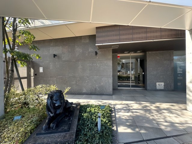 ライオンズ吹上公園のエントランス