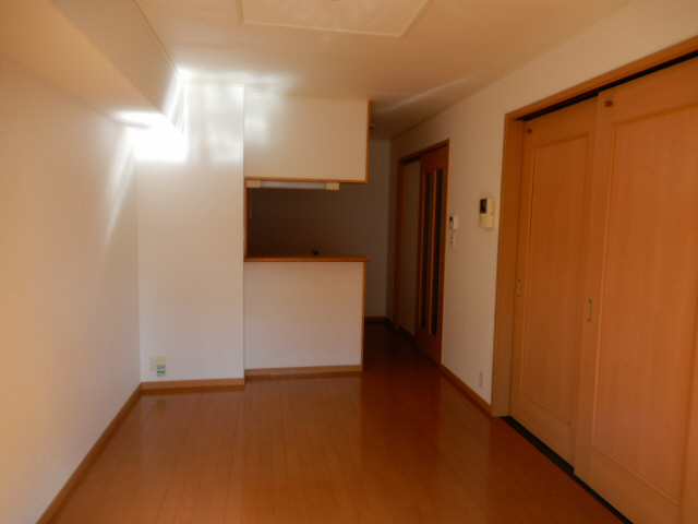 ガーデンヒルズ神戸西の居間・リビング