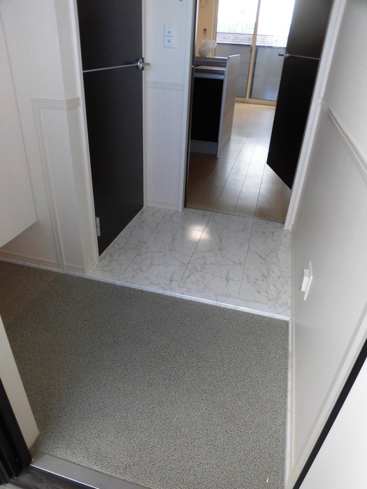 セジュールＧの玄関|205 玄関