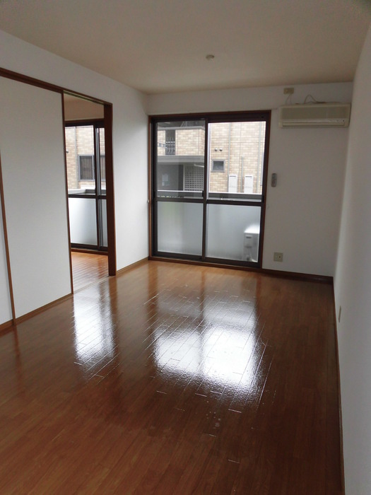 シャルマンコートA・B B棟の洋室|B107 洋室・居間