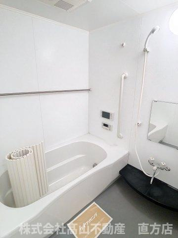 宮若市福丸のアパートの浴室