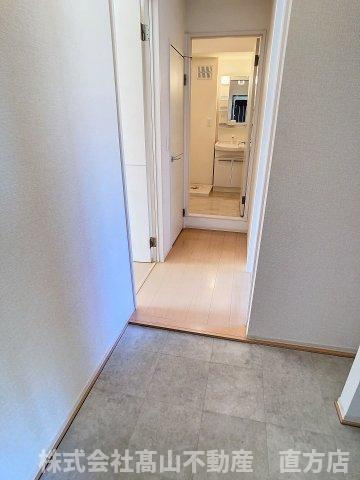 宮若市福丸のアパートの玄関