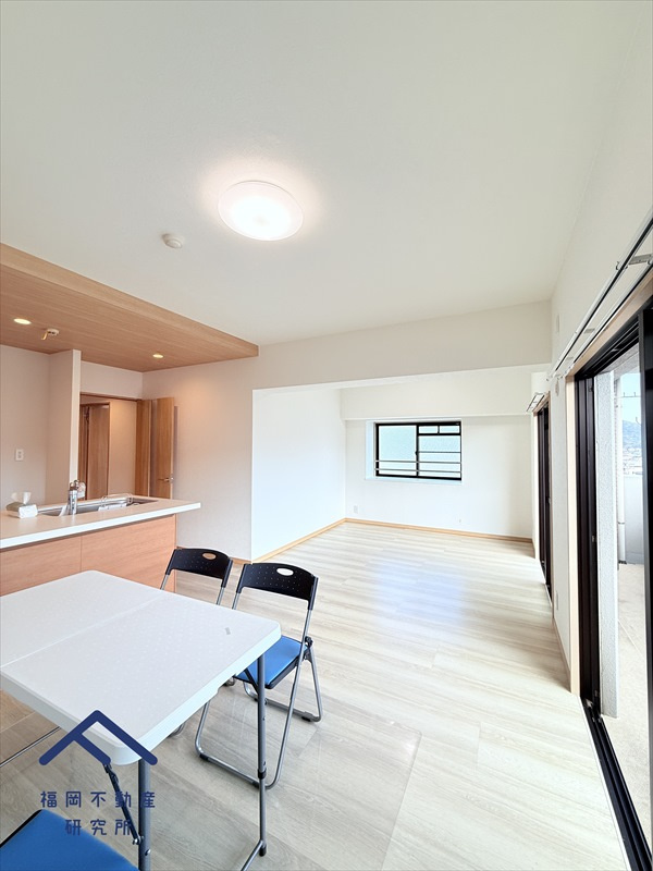 三愛シティライフ今宿駅Ⅱの居間・リビング