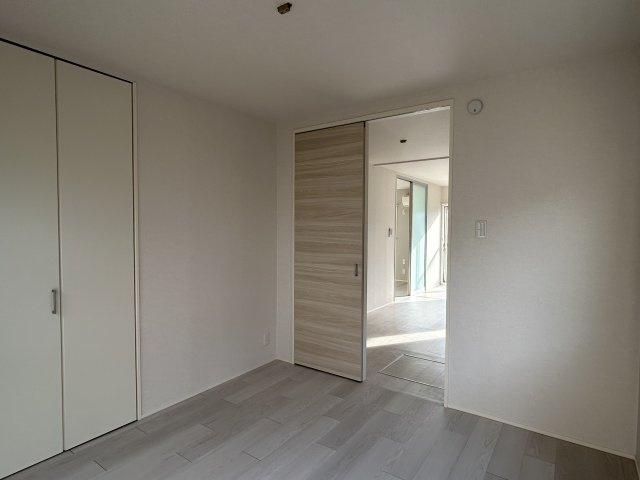 南埼玉郡宮代町笠原１丁目のアパートの洋室