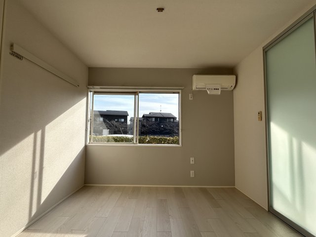 南埼玉郡宮代町笠原１丁目のアパートの洋室