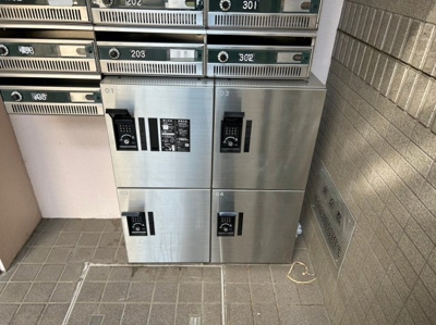 【その他共用部分】 | ジョリヴェール | 宅配ボックス