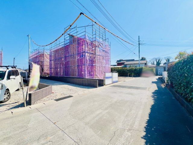 玉村町上福島の前面道路含む現地写真|車の通りも少なく、駐車も楽々♪