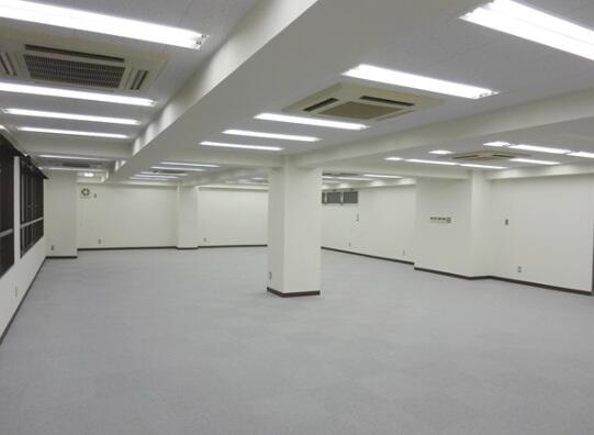 銀座ヤマトビルの内装|明るい色調の室内です
