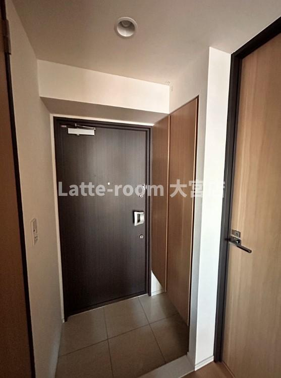 ネベル蕨中央の玄関