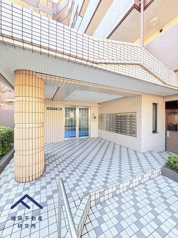 スカイハイツ波多江のエントランス