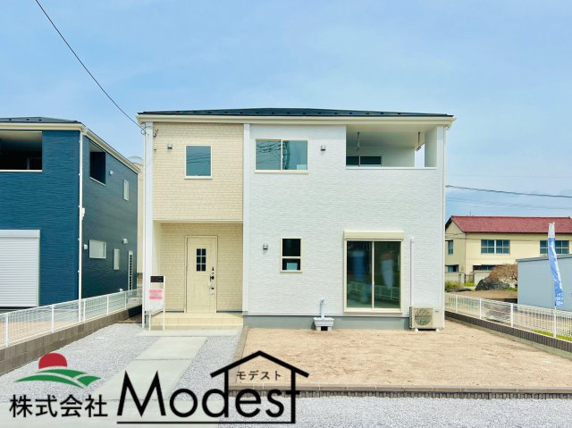 玉村町八幡原の外観|年中無休で平日の仕事終わり夜２０時まで受付可能です。
事前のご予約がオススメです。お気軽にお問い合わせください。