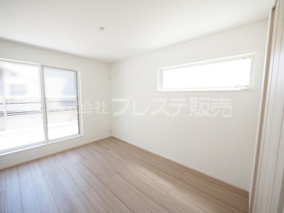 【洋室】 | 生駒市俵口町の新築一戸建 全２区画 | 現地写真（１号地２階洋室）