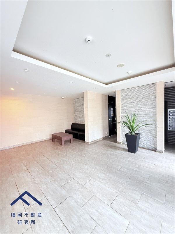 グランフォーレ荒江サウステラスのエントランス