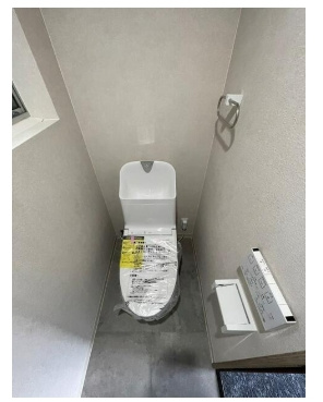 中京区姉大東町　店舗のトイレ