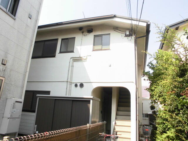 三鷹市中原4丁目のアパートの画像