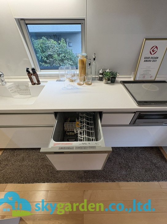 藤沢市鵠沼桜が岡　未入居戸建　全3棟3号棟のキッチン