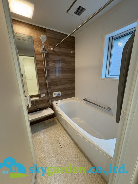 藤沢市鵠沼桜が岡　未入居戸建　全3棟3号棟の浴室