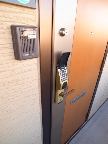 【セキュリティ】 | モナリエ港 | セキュリティのデジタルロック！