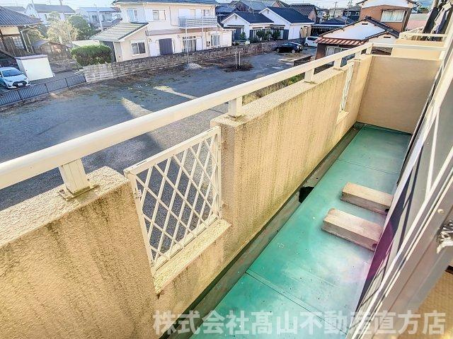宮若市福丸のアパートのバルコニー
