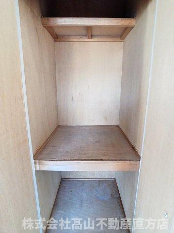 宮若市福丸のアパートの収納