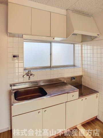 宮若市福丸のアパートのキッチン