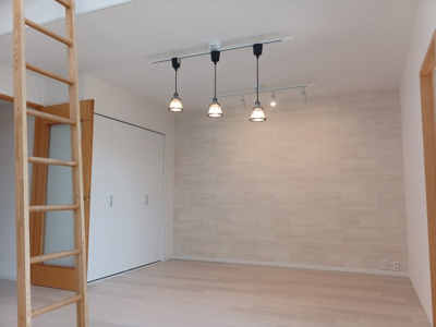 【居間・リビング】 | パレ六甲篠原 | おしゃれなダイニングです