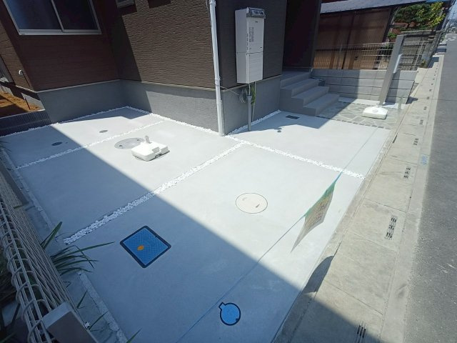 八潮市　古新田　新築戸建　全1棟の駐車場|駐車場の用意があります