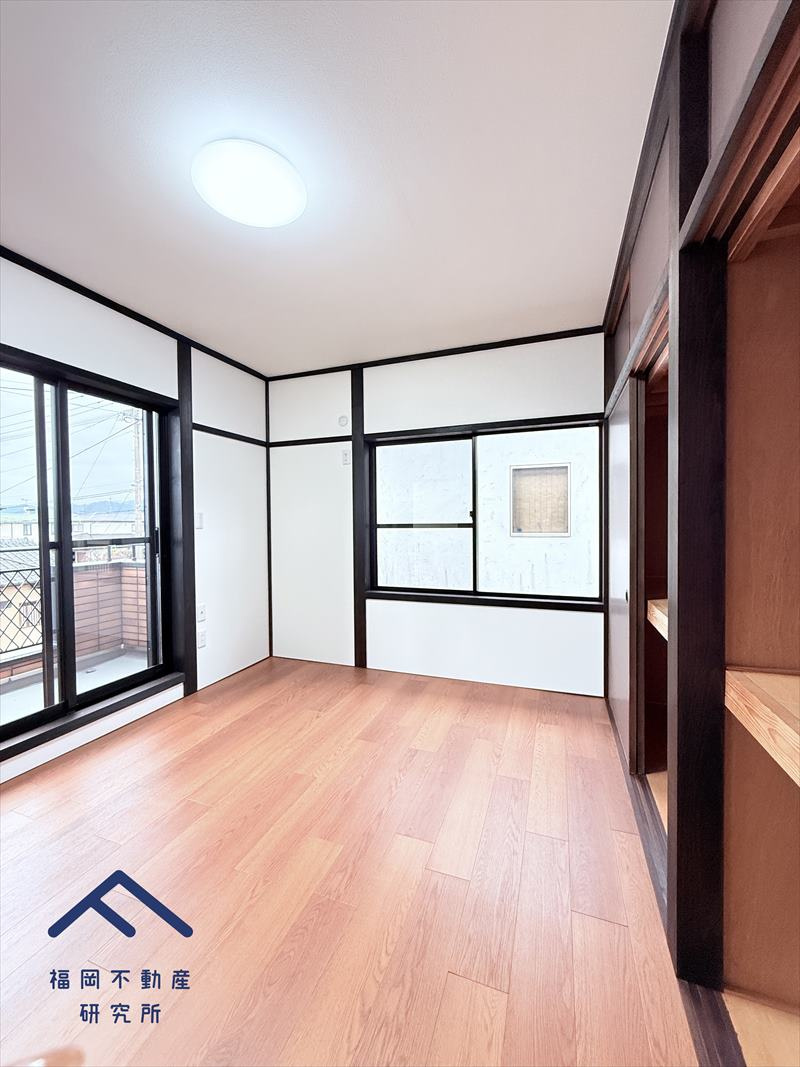 太宰府市青山３丁目 　戸建ての洋室