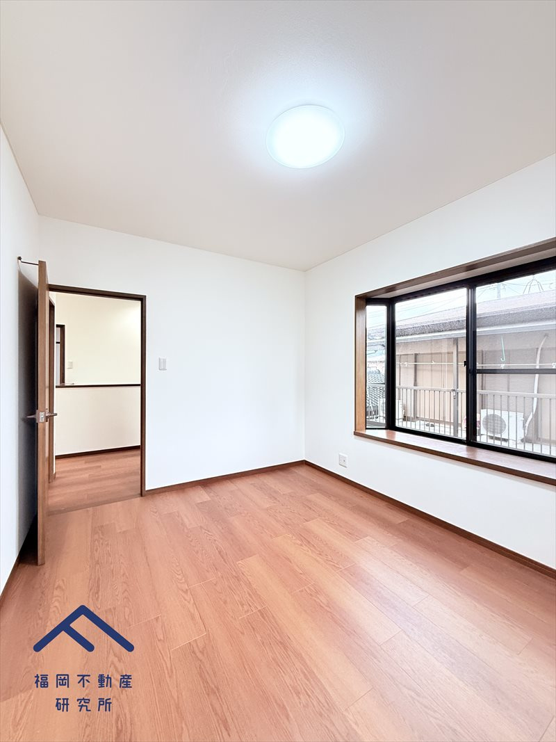 太宰府市青山３丁目 　戸建ての洋室