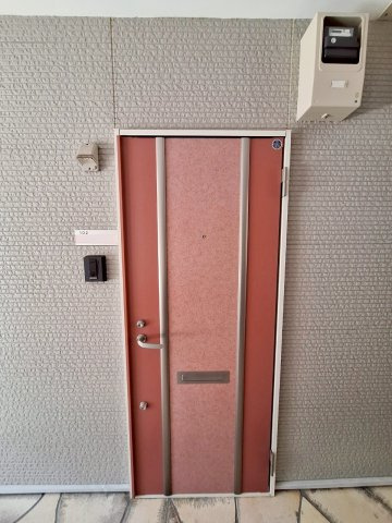 ミ・アビタシオン明津の玄関