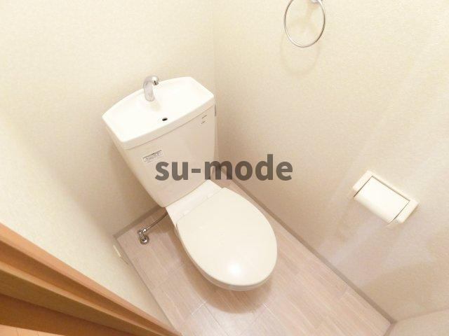 アンプルールクラージュウエストヒルズのトイレ