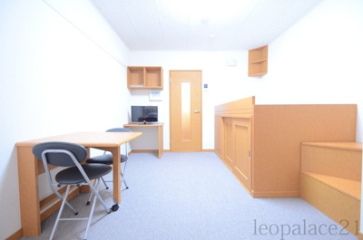 【居間・リビング】 | レオパレスクリオネ | ※写真と現状が異なる場合は現状を優先