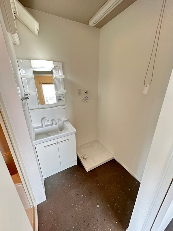 シグナルの独立洗面台