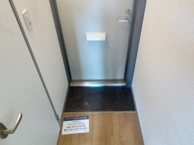 【玄関】 | レオパレス緑の香芝 | 玄関スペースです。