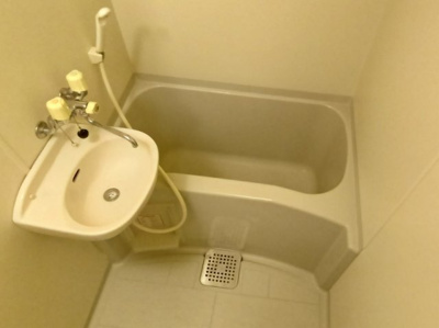 【浴室】 | レオパレス緑の香芝 | 浴室スペースです。