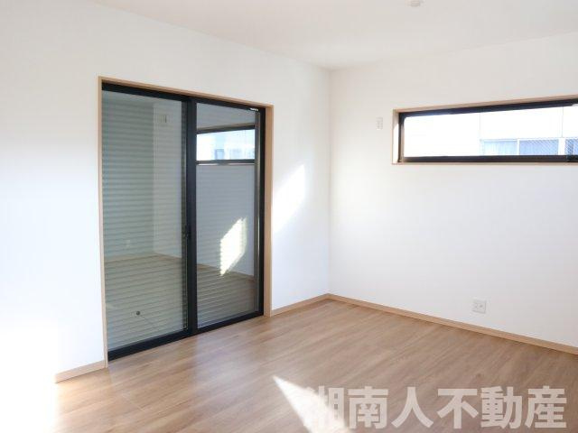 小田原市久野戸建ての洋室|明るい洋室です