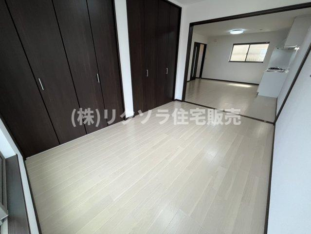 末広町　中古一戸建ての内装|洋室4.7帖
■物件内覧・資金計画相談・住宅ローン相談、リフォーム相談、お問合せ受付中■
※当日・翌日のご内覧、ご相談はお電話でのお問合せがスムーズです！