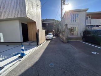 【前面道路含む現地写真】 | 草津市大路２丁目　限定１区画