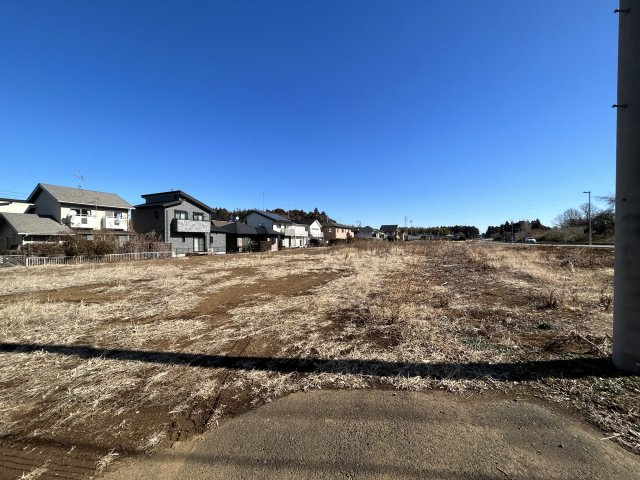 つくば市大井　土地920坪の外観|南側道路に面しているため陽当たり良好です